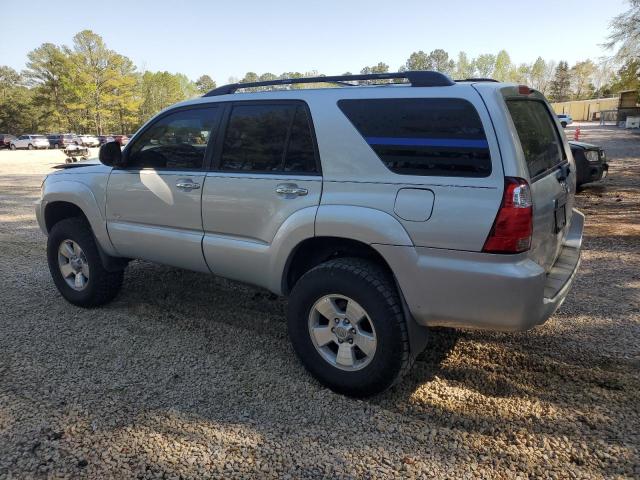 JTEZU14R970095948 - 2007 TOYOTA 4 RUNNER SR5 SILVER photo 2