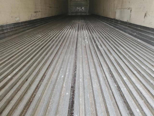 1UYVS25372U501883 - 2002 UTILITY TRAILER თეთრი ფოტო 5