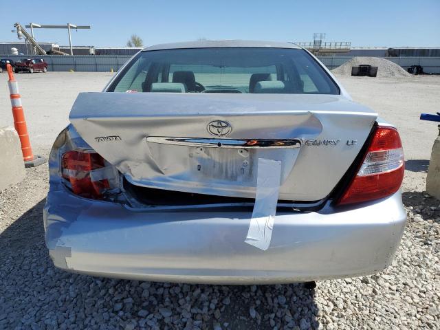 JTDBE32K320010888 - 2002 TOYOTA CAMRY LE SILVER photo 6