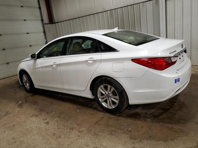 5NPEB4AC8DH709705 - 2013 HYUNDAI SONATA GLS WHITE photo 2