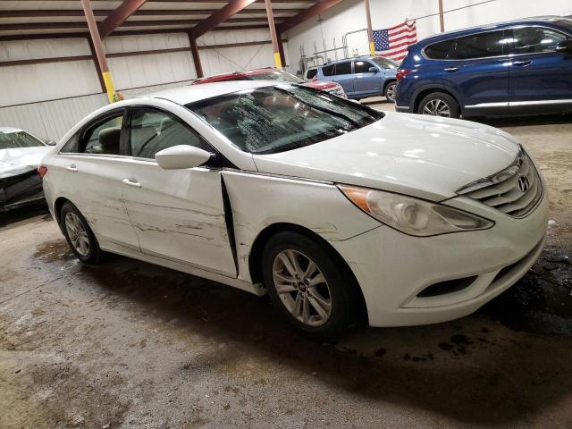 5NPEB4AC8DH709705 - 2013 HYUNDAI SONATA GLS WHITE photo 4