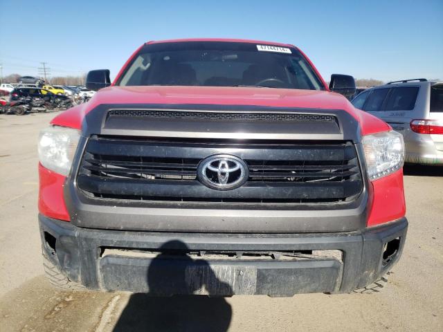 5TFUM5F1XEX056125 - 2014 TOYOTA TUNDRA DOUBLE CAB SR/SR5 RED photo 5