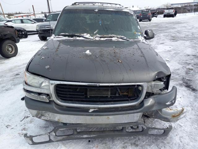 1GKEK13TX1J312256 - 2001 GMC YUKON GRAY photo 5