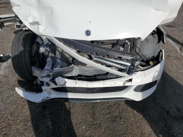 55SWF4JB8JU256582 - 2018 MERCEDES-BENZ C 300 WHITE photo 11