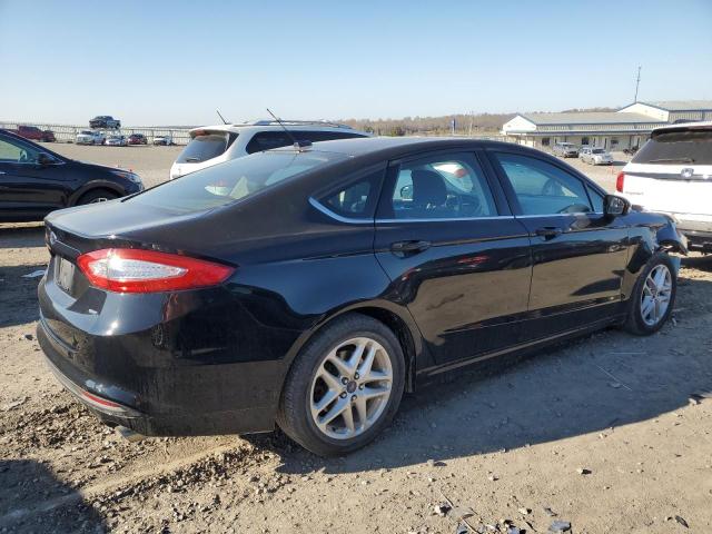 3FA6P0H76GR175585 - 2016 FORD FUSION SE BLACK photo 3