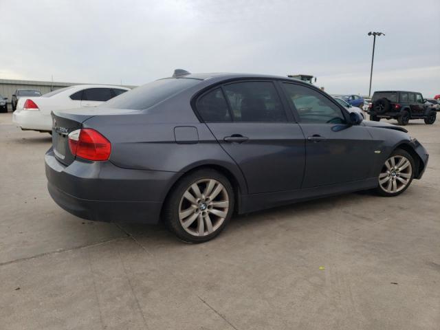 WBAVC93588K041420 - 2008 BMW 328 XI GRAY photo 3