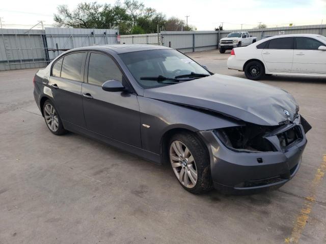 WBAVC93588K041420 - 2008 BMW 328 XI GRAY photo 4