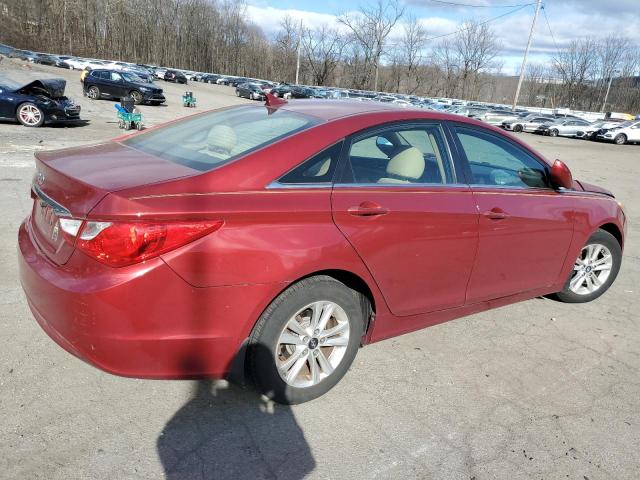 5NPEB4AC7BH118777 - 2011 HYUNDAI SONATA GLS RED photo 3