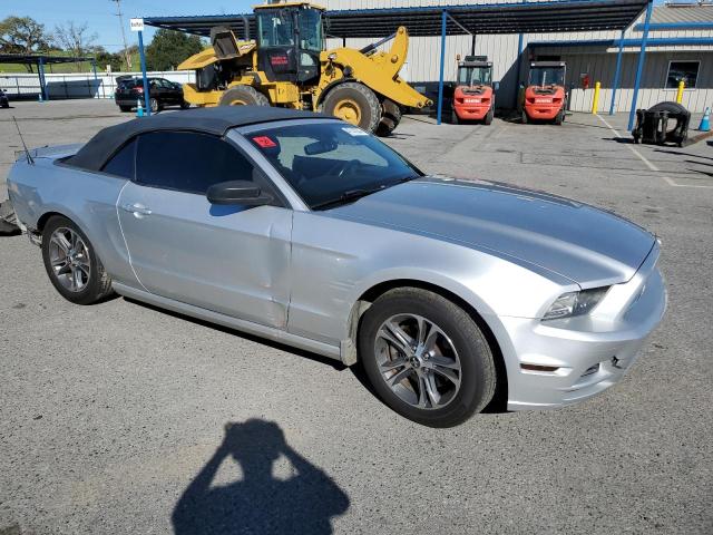 1ZVBP8EM1E5243841 - 2014 FORD MUSTANG SILVER photo 4