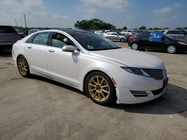 3LN6L2LUXFR603375 - 2015 LINCOLN MKZ HYBRID WHITE photo 4