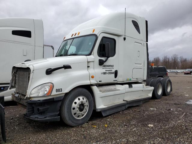 1FUJGLDR5CLBJ9428 - 2012 FREIGHTLINER CASCADIA 1 WHITE photo 2