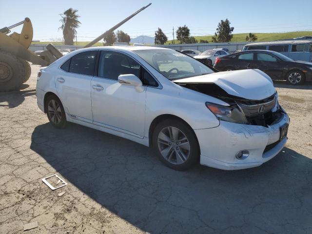 JTHBB1BA2A2035660 - 2010 LEXUS HS 250H WHITE photo 4