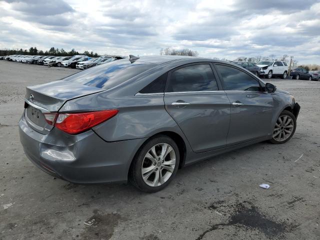 5NPEC4AC2DH609256 - 2013 HYUNDAI SONATA SE GRAY photo 3