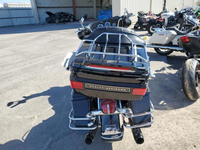 1HD1FCW1X3Y610559 - 2003 HARLEY-DAVIDSON FLHTCUI 黑色 照片 4