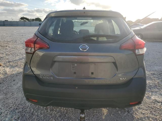 3N1CP5CU0KL481719 - 2019 NISSAN KICKS S SILVER photo 6