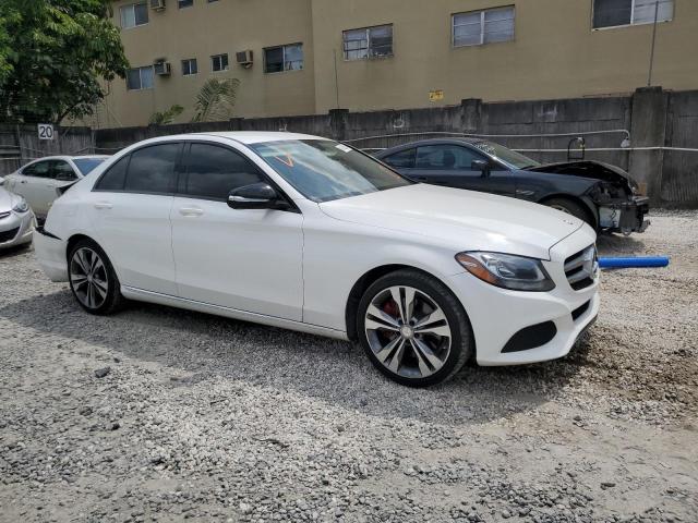 55SWF4JBXFU088306 - 2015 MERCEDES-BENZ C 300 WHITE photo 4