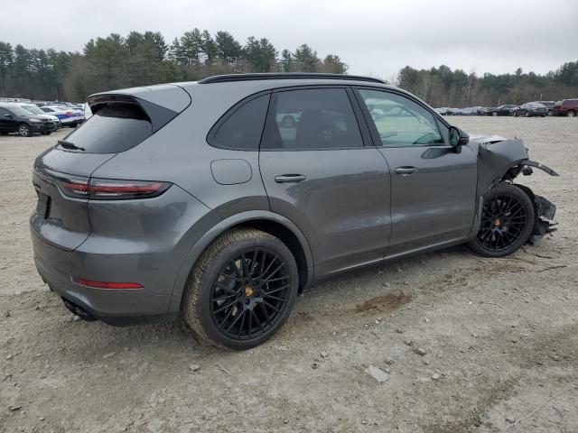 WP1AF2AY7NDA44420 - 2022 PORSCHE CAYENNE TURBO GRAY photo 3