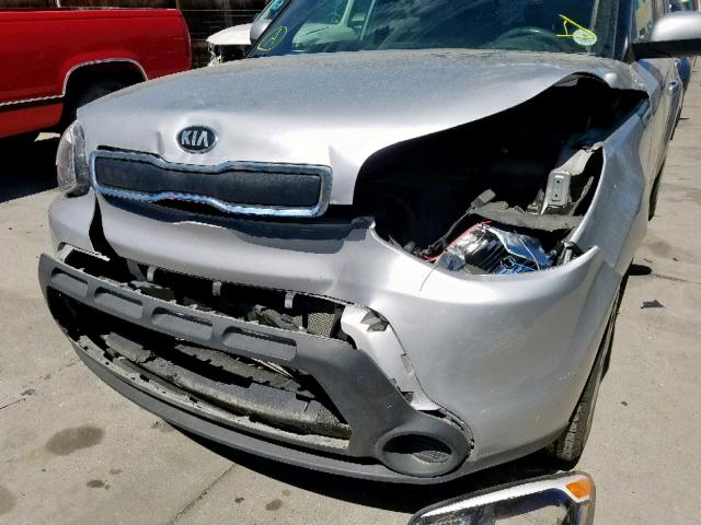 KNDJN2A27F7757883 - 2015 KIA SOUL  photo 9