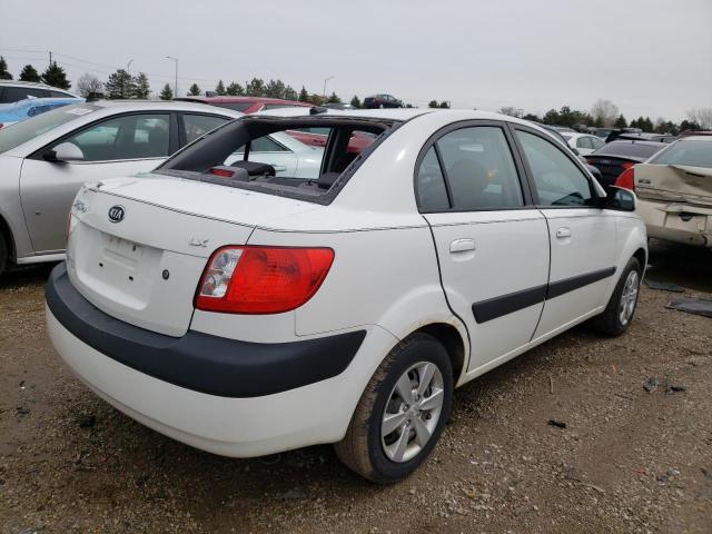 KNADE223096523922 - 2009 KIA RIO BASE WHITE photo 3