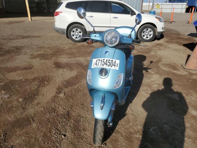 ZAPM688F7B5000749 - 2011 VESPA LX 150IE TURQUOISE photo 2