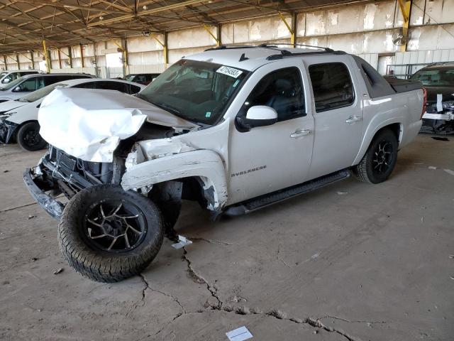 3GNTKFE31BG375981 - 2011 CHEVROLET AVALANCHE LT WHITE photo 1