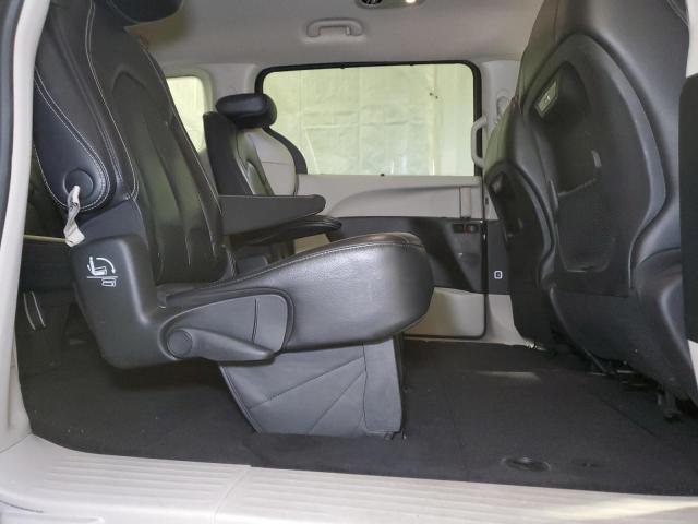 2C4RC1BG8NR154287 - 2022 CHRYSLER PACIFICA TOURING L BLACK photo 11