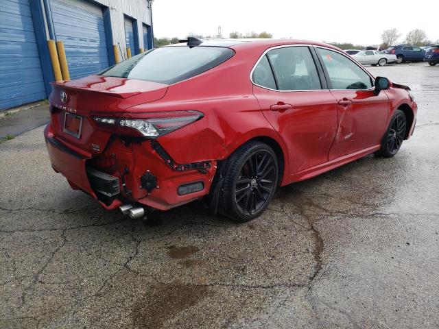 4T1K61BK2NU051930 - 2022 TOYOTA CAMRY XSE RED photo 3
