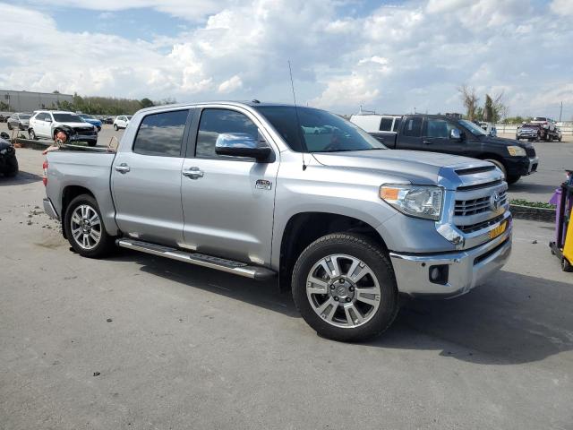 5TFAW5F19EX355571 - 2014 TOYOTA TUNDRA CREWMAX PLATINUM Gümüş foto 4