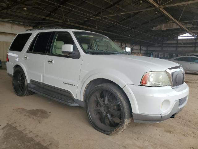 5LMFU27RX3LJ36064 - 2003 LINCOLN NAVIGATOR WHITE photo 4