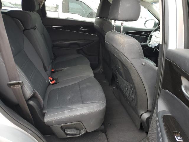 5XYPG4A50KG558245 - 2019 KIA SORENTO LX SILVER photo 11