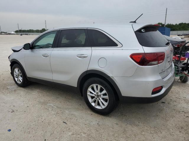 5XYPG4A50KG558245 - 2019 KIA SORENTO LX SILVER photo 2