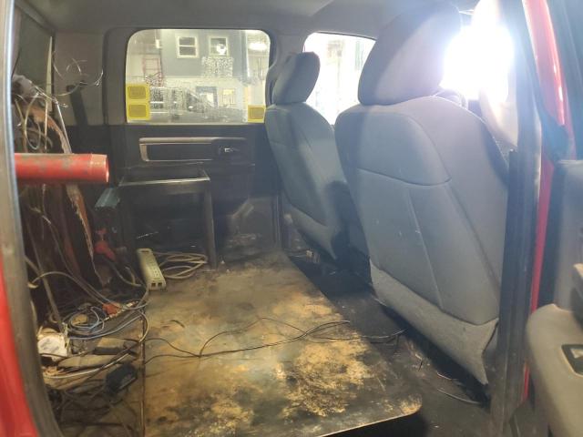 3C6UR5JL4FG624585 - 2015 RAM 2500 SLT წითელი ფოტო 10