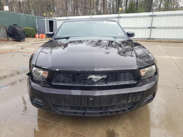 1ZVBP8EM2C5230805 - 2012 FORD MUSTANG BLACK photo 5