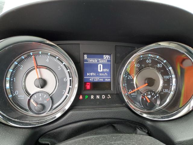 2C4RC1CG2ER340146 - 2014 CHRYSLER TOWN & COU TOURING L SILVER photo 9