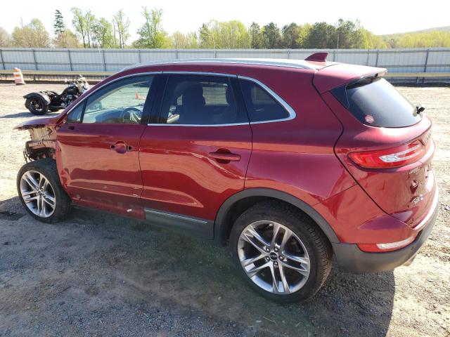 5LMTJ3DH4GUJ30077 - 2016 LINCOLN MKC RESERVE RED photo 2