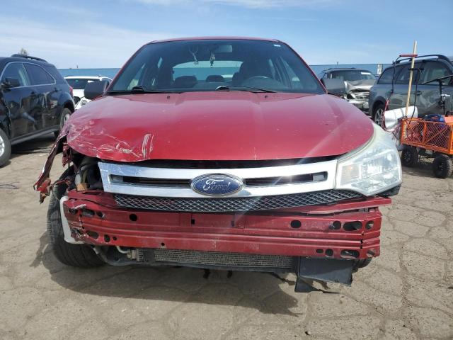 1FAHP3FNXAW136160 - 2010 FORD FOCUS SE RED photo 5