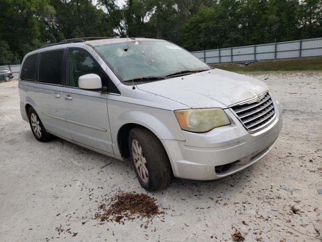 2A8HR54P48R656516 - 2008 CHRYSLER TOWN & COU TOURING ვერცხლისფერი ფოტო 4