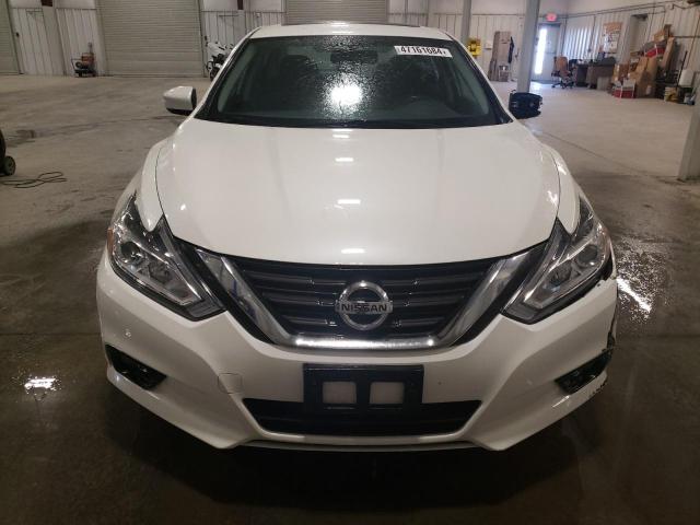 1N4AL3AP9HC167434 - 2017 NISSAN ALTIMA 2.5 WHITE photo 5