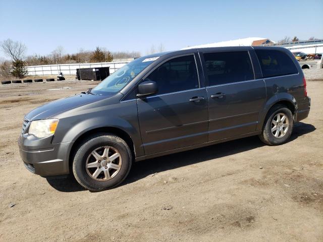 2A4RR2D13AR365611 - 2010 CHRYSLER TOWN & COU LX GRAY photo 1