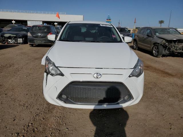 3MYDLBYV2KY517430 - 2019 TOYOTA YARIS L WHITE photo 5