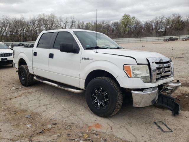 1FTEW1C87AKE04947 - 2010 FORD F150 SUPERCREW WHITE photo 4