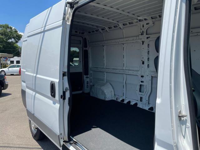 3C6TRVDD2FE510631 - 2015 RAM PROMASTER 2500 HIGH Ақ фото 6