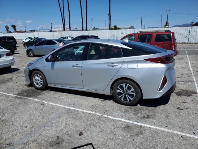 JTDKARFP6J3070651 - 2018 TOYOTA PRIUS PRIM 银色 照片 2