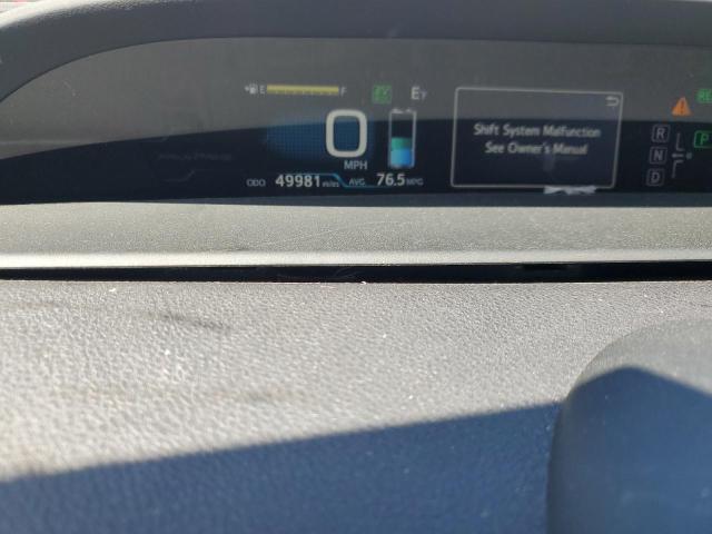 JTDKARFP6J3070651 - 2018 TOYOTA PRIUS PRIM 银色 照片 9