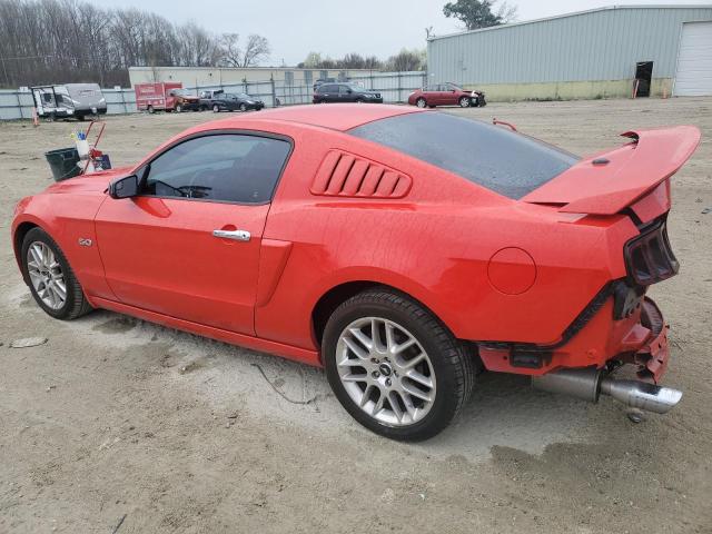 1ZVBP8CFXD5246174 - 2013 FORD MUSTANG GT RED photo 2
