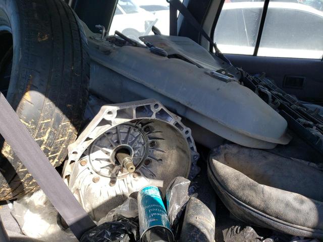 JN8HD17Y4SW103953 - 1995 NISSAN PATHFINDER LE GOLD photo 13