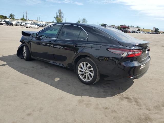 4T1C11AK0PU105121 - 2023 TOYOTA CAMRY LE 黑色 照片 2