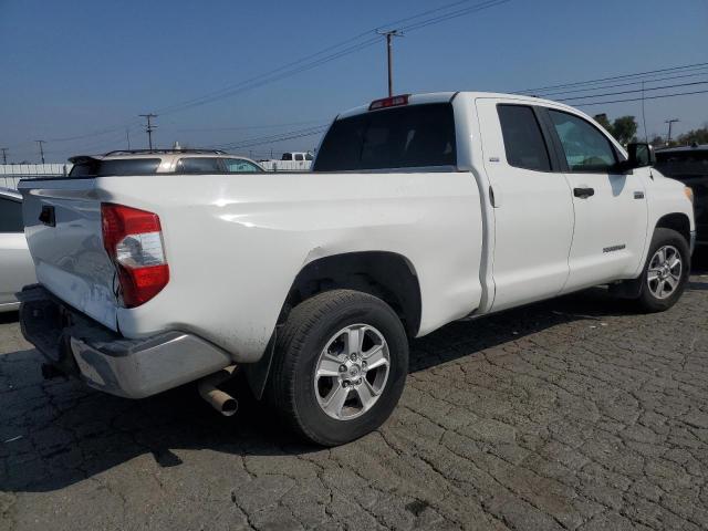 5TFRY5F18FX185928 - 2015 TOYOTA TUNDRA DOUBLE CAB SR/SR5 WHITE photo 3
