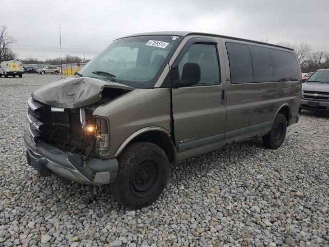 1GAGG25R021124014 - 2002 CHEVROLET EXPRESS G2 BROWN photo 1