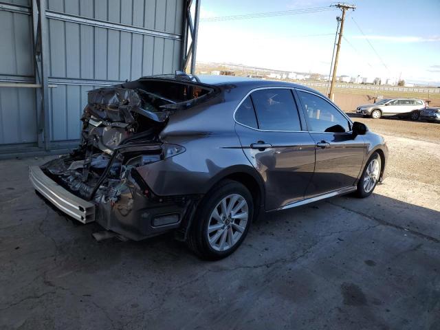4T1C11AK5NU647683 - 2022 TOYOTA CAMRY LE GRAY photo 3